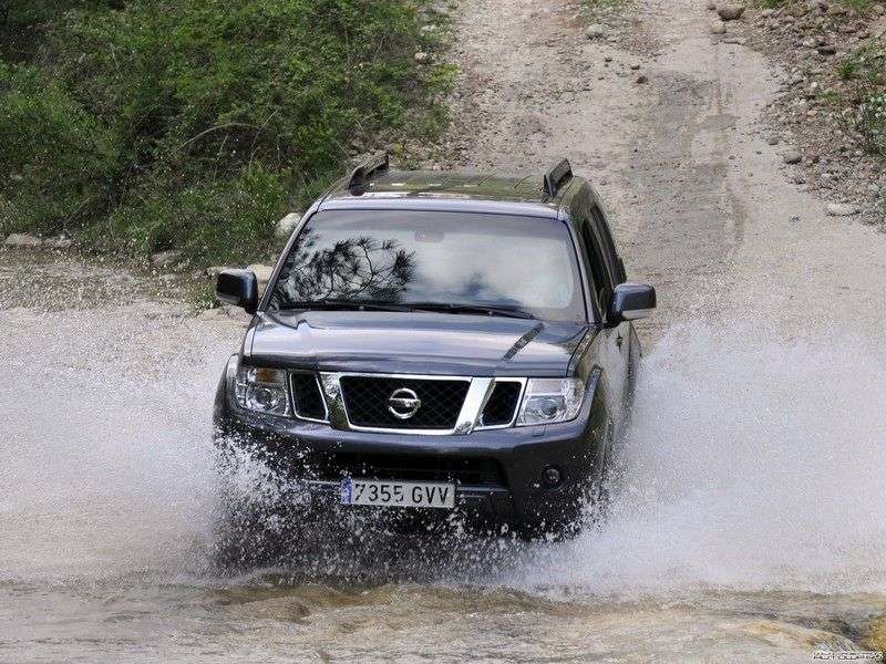 Nissan Pathfinder R51 [restyling] 3.0 dCi Turbo AT AWD LE (  BFE) (2013) (2010 – n.) SUV