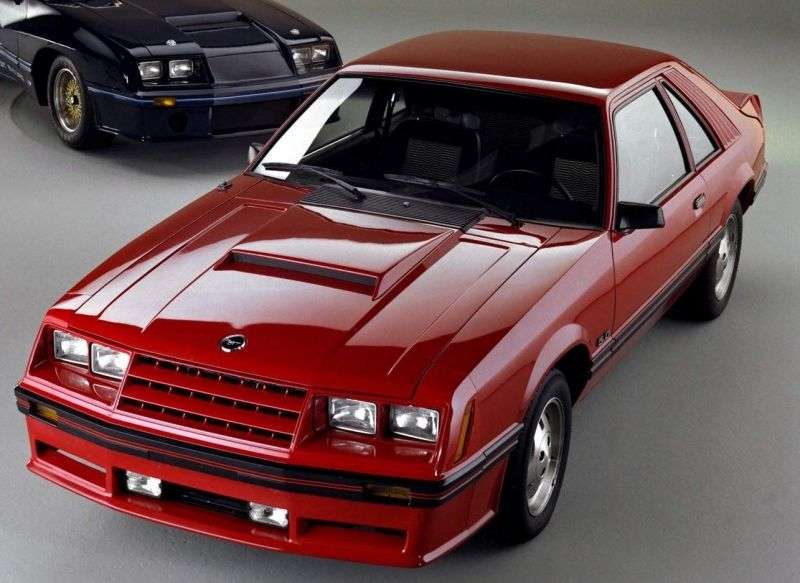 Nissan Leopard F30 Coupe 3.0 T AT (1985–1986)