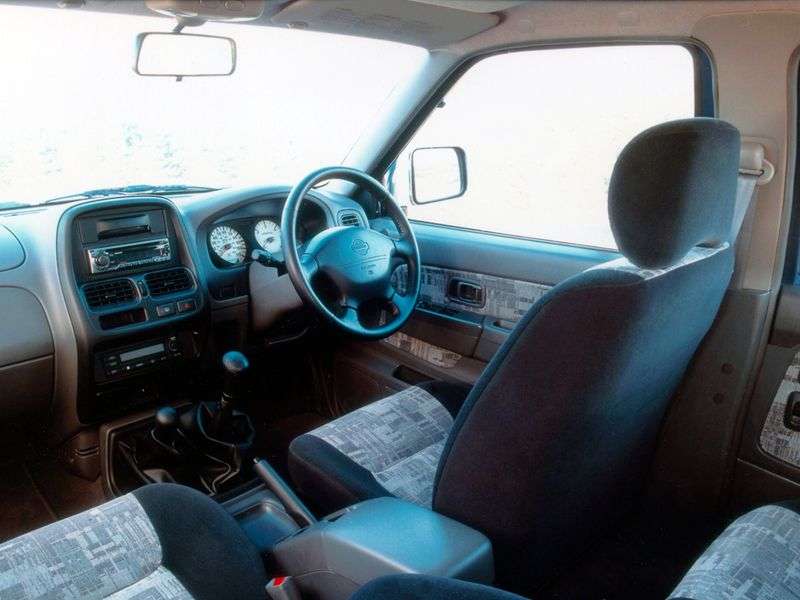 Nissan Pick UP D22Crew Cab pick up 4 bit. 2.4 2WD AT (1999–2001)