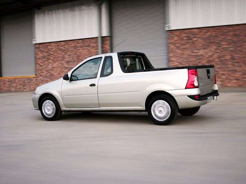 Nissan NP200 pickup pierwszej generacji 1.6 MT (2008 2009)