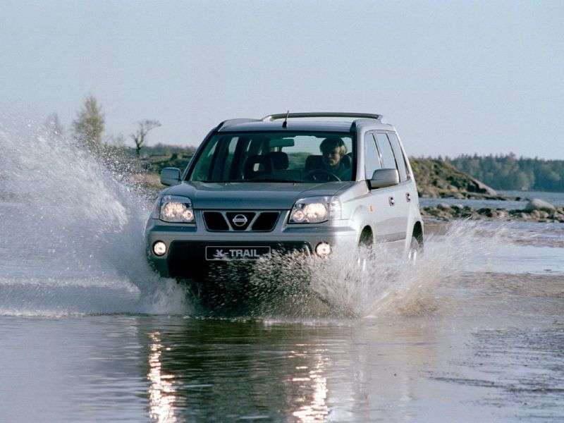 Nissan X Trail T30 crossover 2.5 MT (2001 2004)