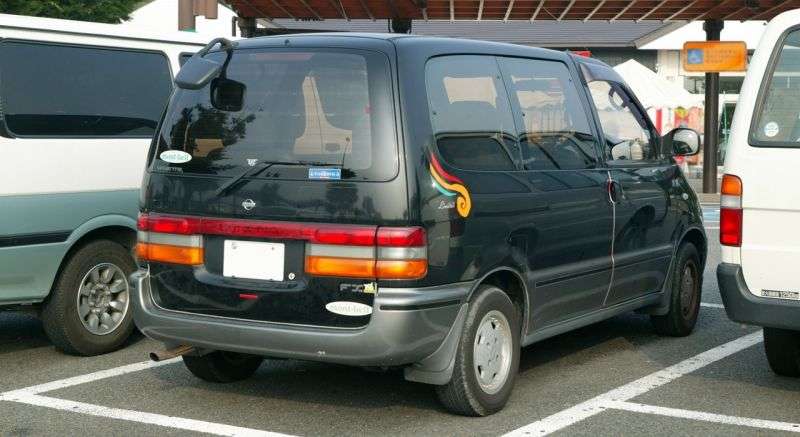 Nissan Serena C23 Minivan 2.3 D AT 4WD (1993–1994)