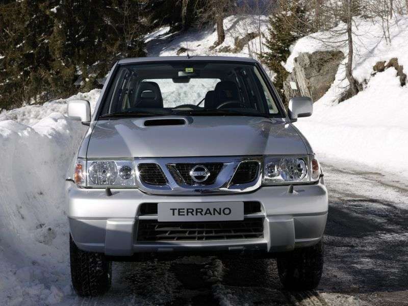 Nissan Terrano R20 [druga zmiana stylizacji] 5 drzwiowy SUV. 2,7 TDi MT (1999 2004)