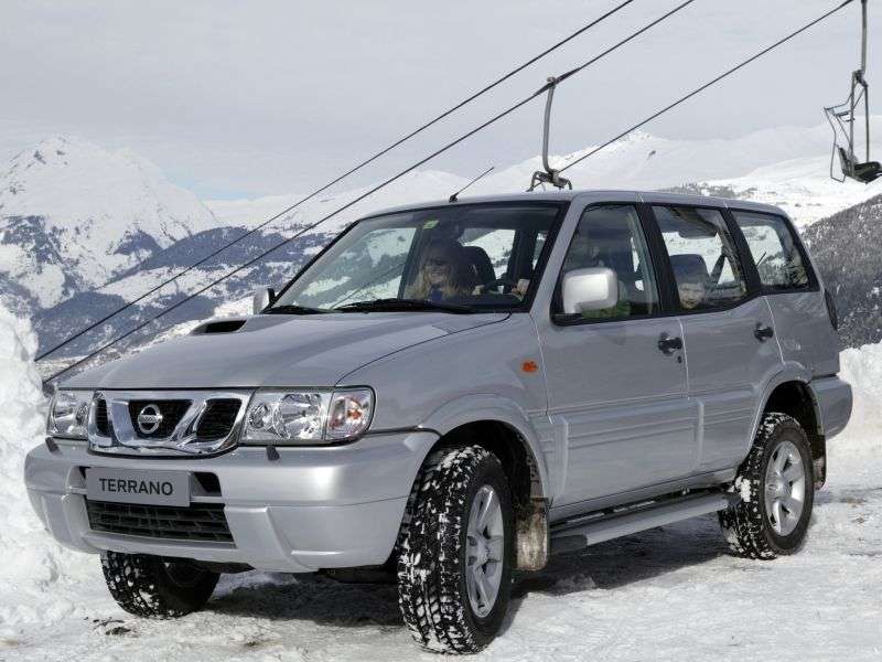 Nissan Terrano R20 [druga zmiana stylizacji] 5 drzwiowy SUV. 2,7 TDi MT (1999 2004)