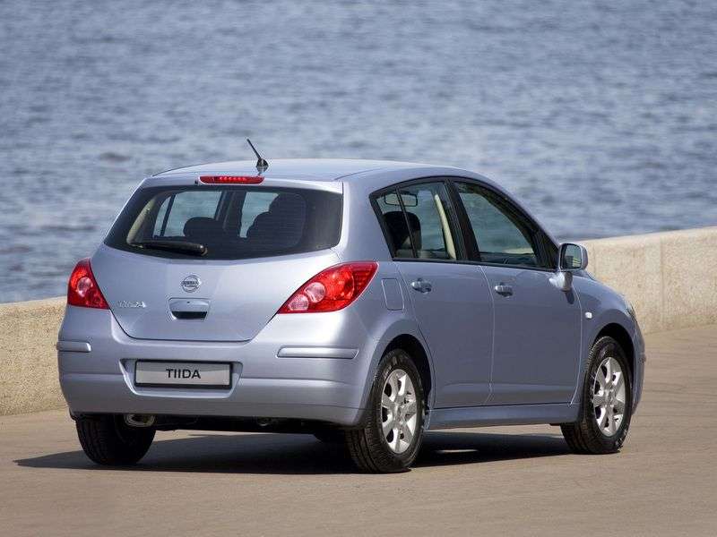 Nissan Tiida C11 [zmiana stylizacji] hatchback 1.6 AT Tekna (7GW6T) (2010   obecnie)
