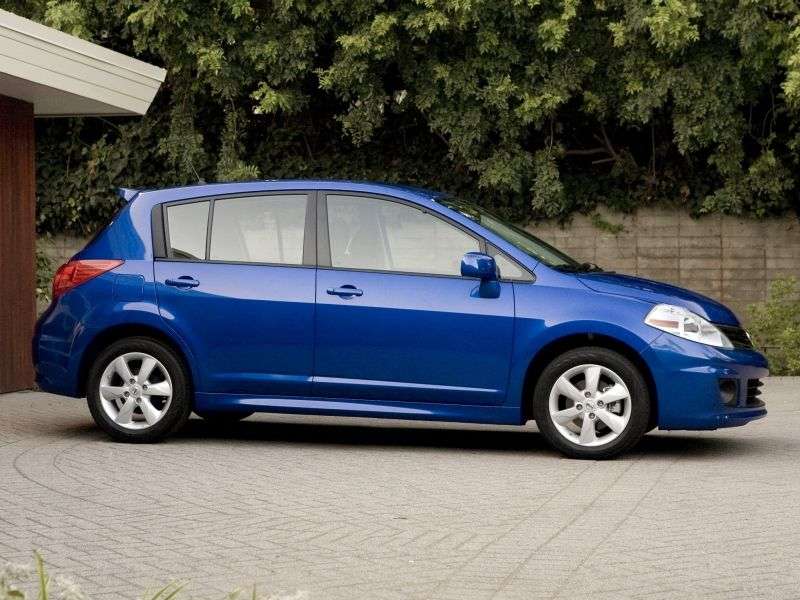 Nissan Versa 1.generacja [zmiana stylizacji] hatchback 1.6 MT (2009 2012)