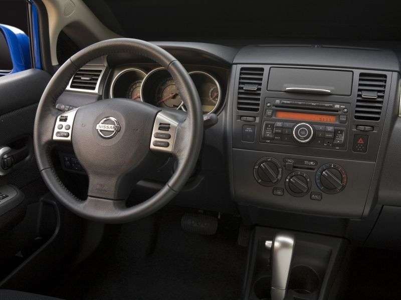 Nissan Versa 1st generation [restyled] hatchback 1.6 AT (2009–2012)