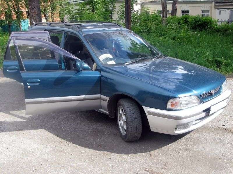 Nissan Wingroad Y10universal 1.5 AT (1996–1999)