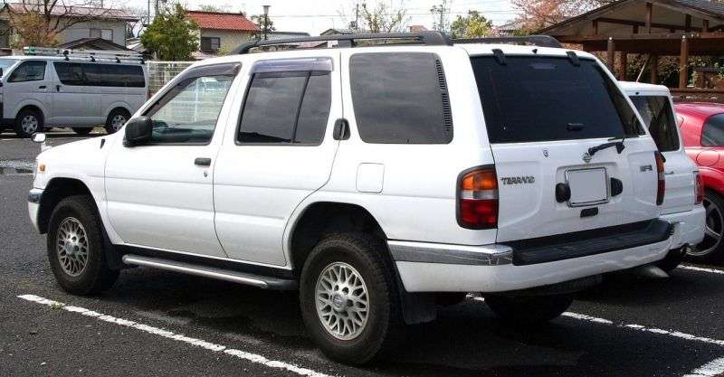 5 drzwiowy SUV Nissan Terrano R50 3.3 2WD AT R3m X (1999 2002)