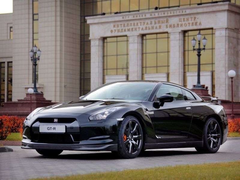 Nissan GT R R35 Coupe 3.8 AMT (2007–2010)