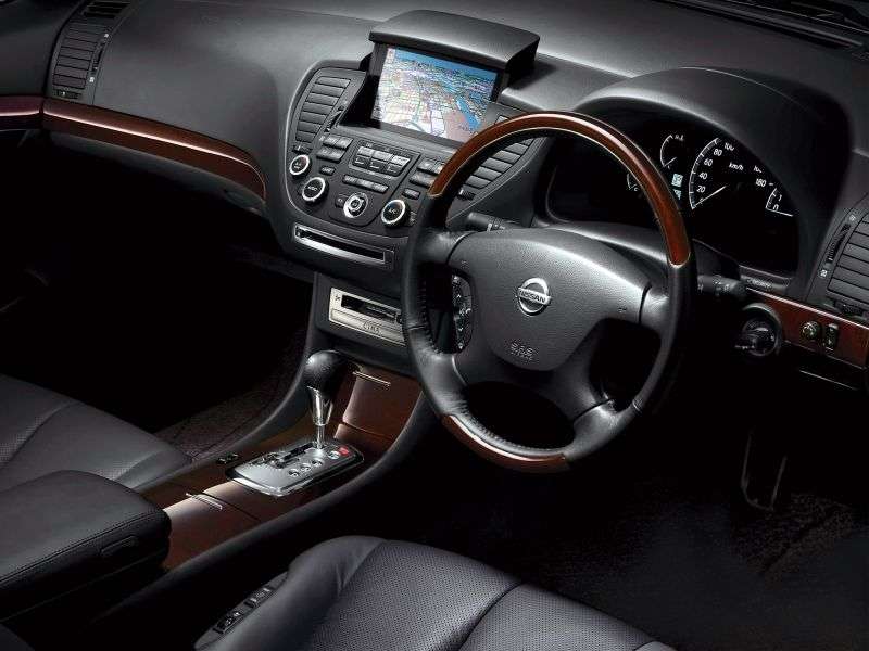 Nissan Cima Y50 [zmiana stylizacji] sedan 4.5 AT 4WD (2004 2010)