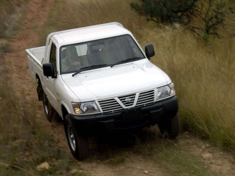 Nissan Patrol Y61 pickup 4.5 MT (1997–2010)