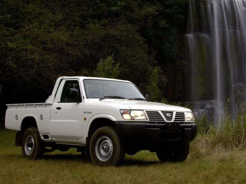 Nissan Patrol Y61pikap 3.0 Di MT (1997–2010)