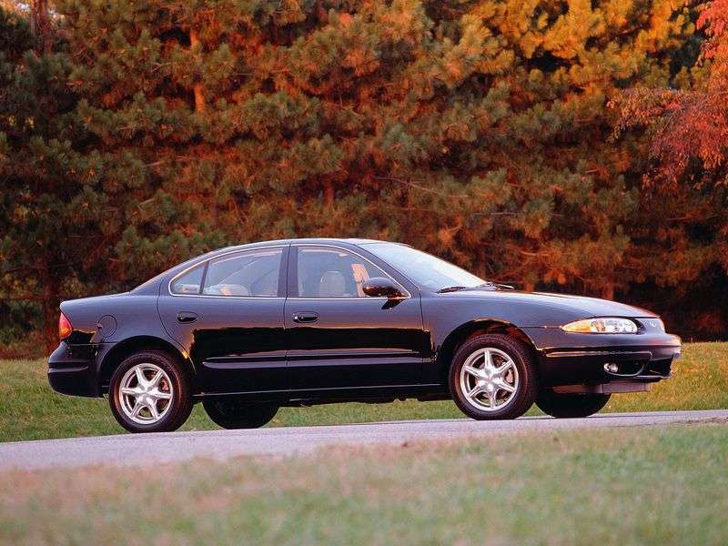Oldsmobile Alero sedan pierwszej generacji 3.4 AT (1998 obecnie)