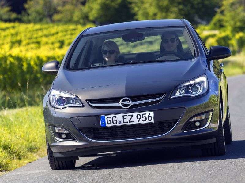Opel Astra J [zmiana stylizacji] sedan 1.7 CDTI ecoFlex MT (2012 obecnie)
