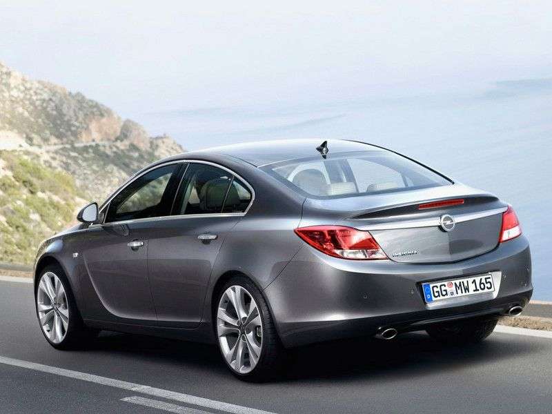 Opel Insignia 1. generacji 5 drzwiowy liftback 2.0 Turbo AT Elegance (2009 obecnie)