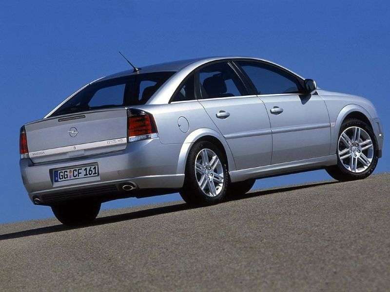 Opel Vectra CGTS Hatchback 1.9 CDTi AT (2004–2005)