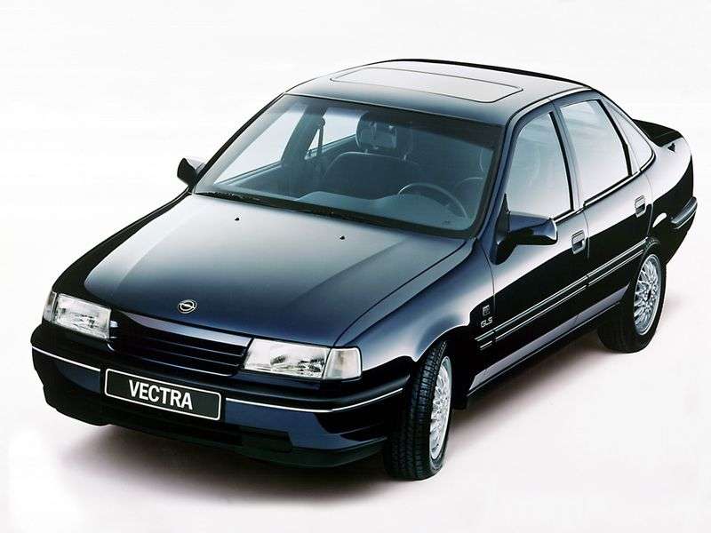 Opel Vectra Asedan 2.5 MT (1993–1995)