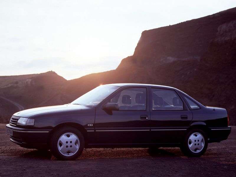 Opel Vectra Asedan 2.5 MT (1993–1995)