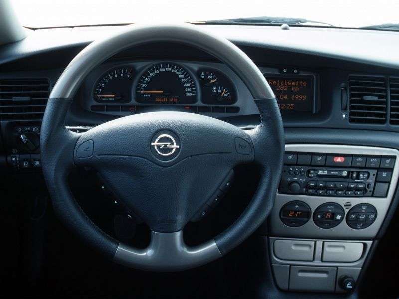 Opel Vectra B [restyling] i500 4 door sedan 2.5 MT (1999–2000)