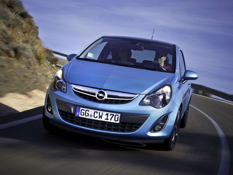 Opel Corsa D [zmiana stylizacji] hatchback 3 drzwiowy. 1,6 MT Cosmo (2011 2012)