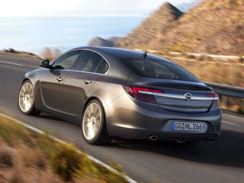 Opel Insignia 1. generacja [zmiana stylizacji] liftback 2.0 CDTi Ecotec AT Cosmo (2013 obecnie)