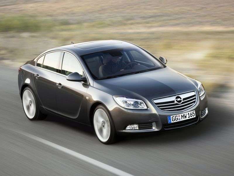 Opel Insignia 4 drzwiowy sedan pierwszej generacji 1.6 Turbo MT Cosmo (2009 obecnie)