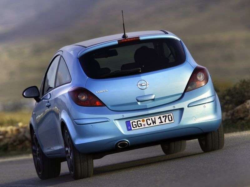 Opel Corsa D [restyling] 3 bit hatchback 1.6 MT Cosmo (2011–2012)