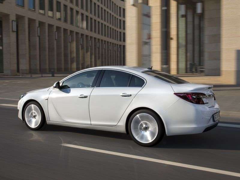 Opel Insignia 1.generacja [zmiana stylizacji] sedan 1.8 Ecotec MT Essentia (2013 obecnie)