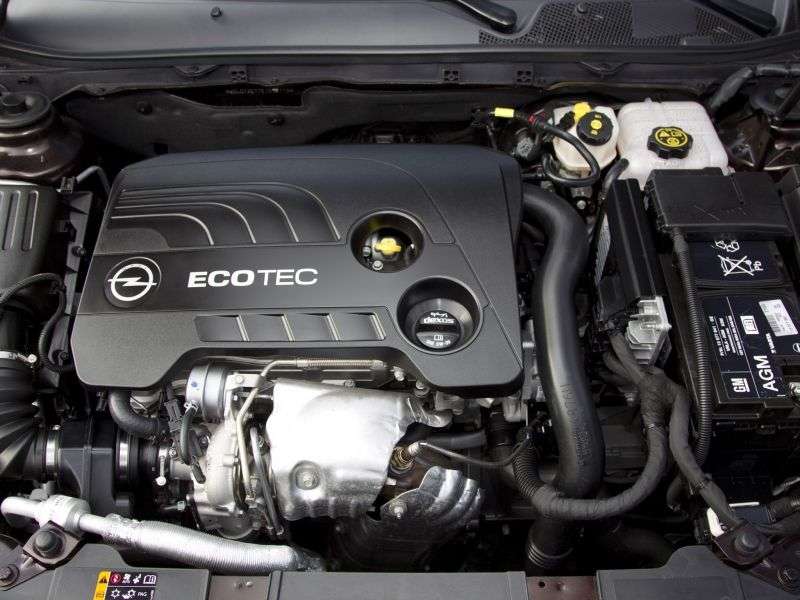 Opel Insignia 1. generacja [zmiana stylizacji] Sports Tourer kombi 5 drzwiowy. 1.6 SIDI Turbo ecoFLEX AT Cosmo (2013 obecnie)