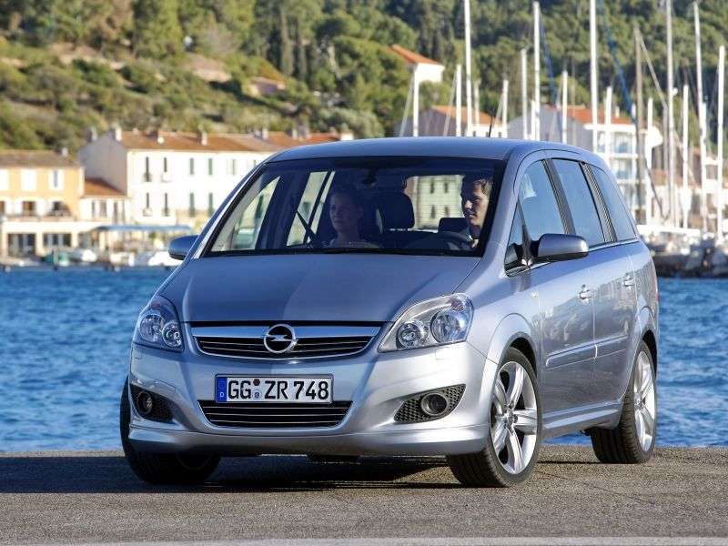 Rodzina Opel Zafira [zmiana stylizacji] minivan 1.8 LPG MT (2010–2011)