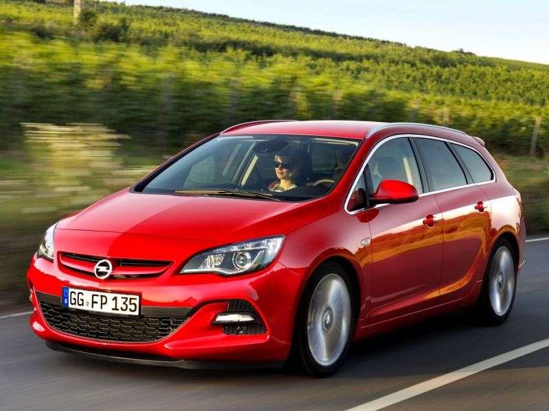 Opel Astra J [zmiana stylizacji] BiTurbo Sports Tourer kombi 5 drzwiowy. 2.0 CDTi MT (2012 obecnie)