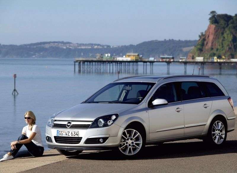 Opel Astra Universal 1.6 MT (2004–2007)