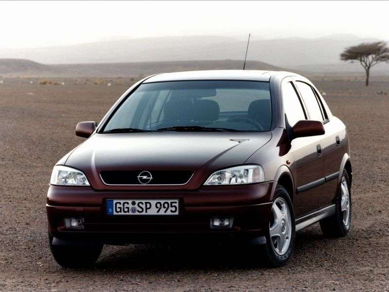 Opel Astra G hatchback 5 drzwiowy 1,4 MT (1998 2004)