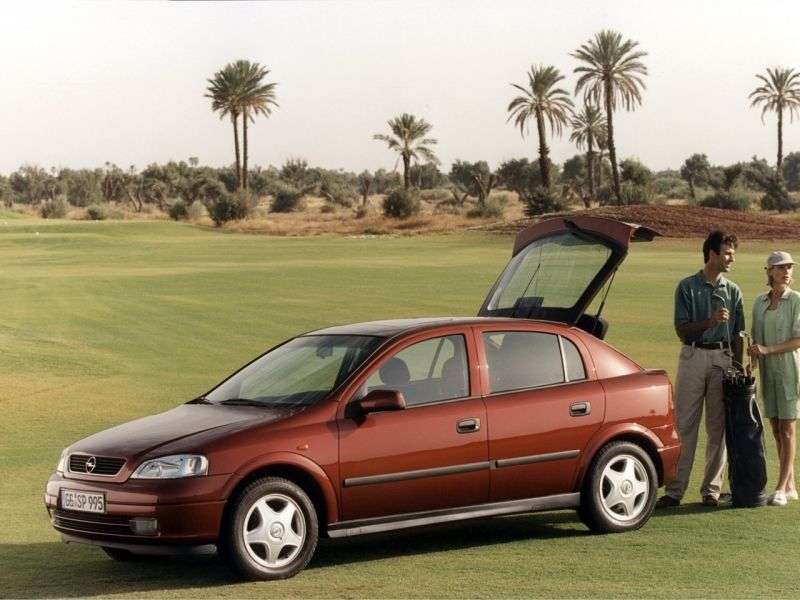 Opel Astra G hatchback 5 drzwiowy 1,4 MT (1998 2004)