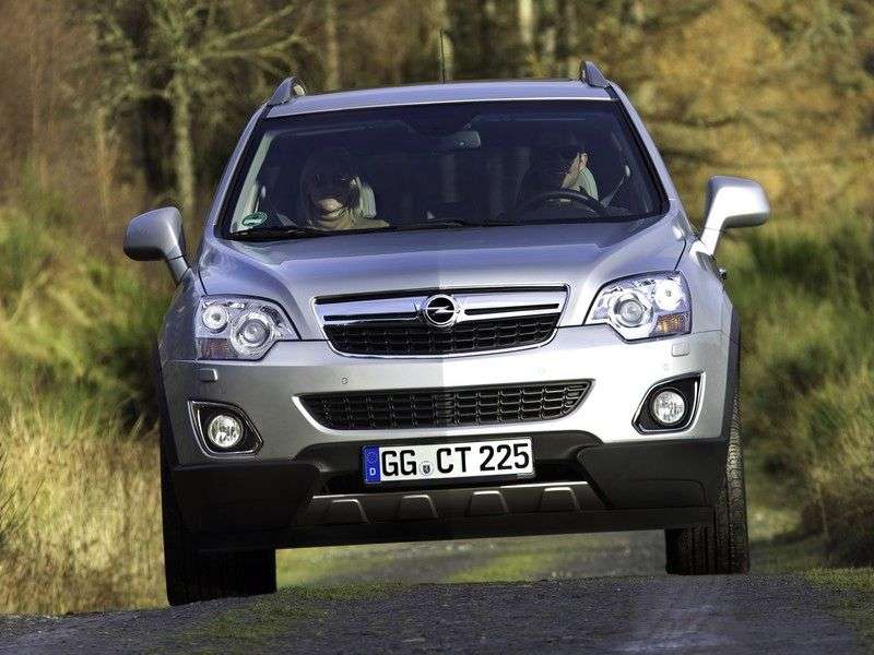 Opel Antara pierwszej generacji [zmiana stylizacji] crossover 2.4 MT (2011 obecnie)