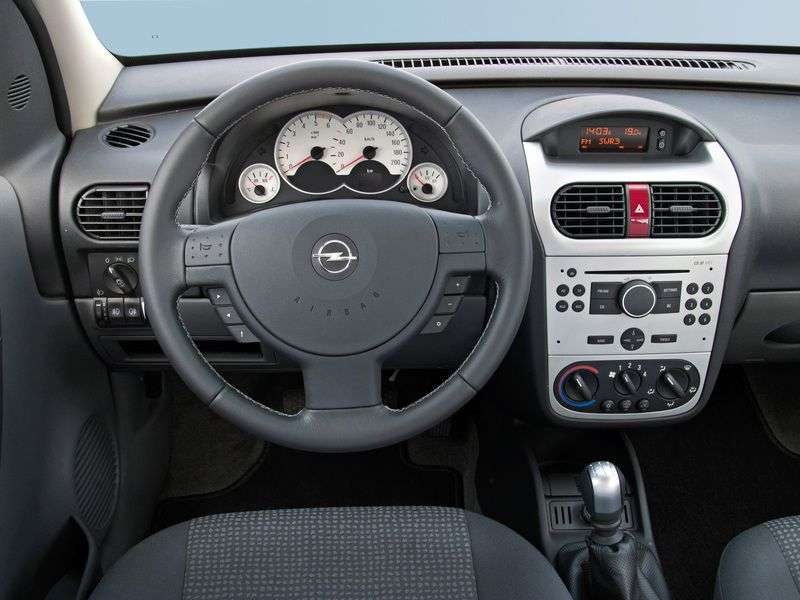Opel Combo C [zmiana stylizacji] van 1.3 CDTI Easytronic (2005–2011)