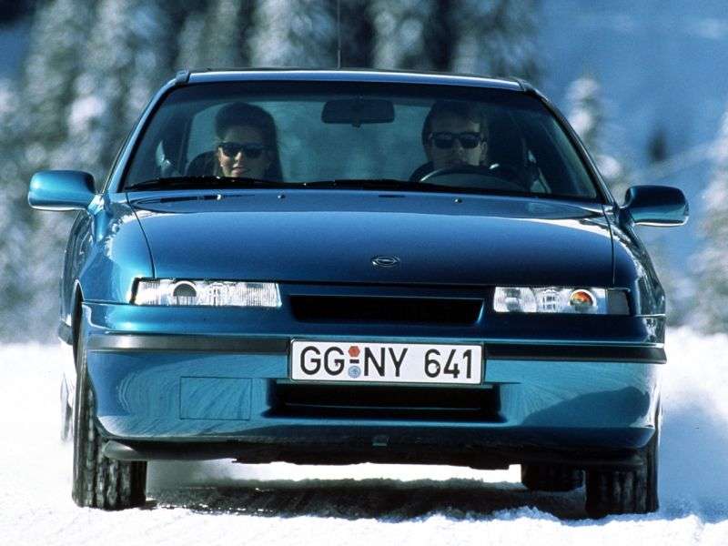 Opel Calibra 1.generacja coupe 2.0 MT (1990 1996)