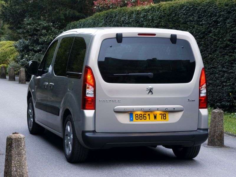 Peugeot Partner TepeeVP Minivan 1.6 MT Outdoor (2008–2012)