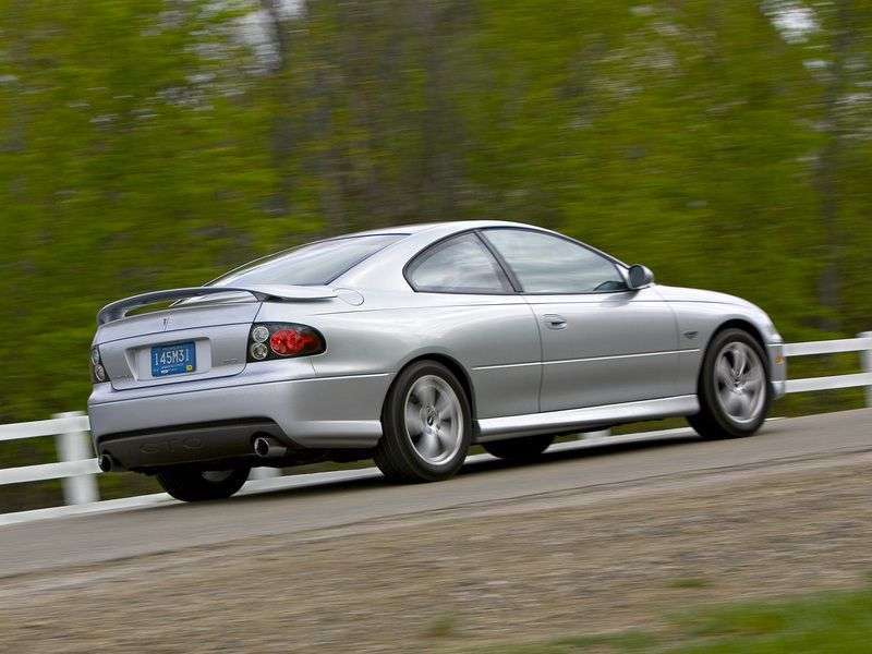 Pontiac GTO 3. generacja [zmiana stylizacji] coupe 6.0 AT (2005 2006)