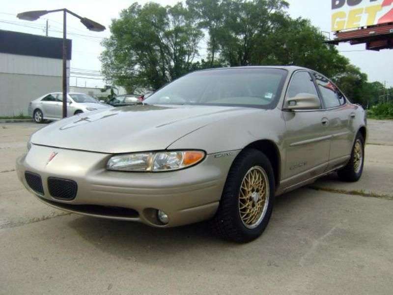 Pontiac Grand Prix 6.generacji SE sedan 3.1 AT (1998 obecnie)