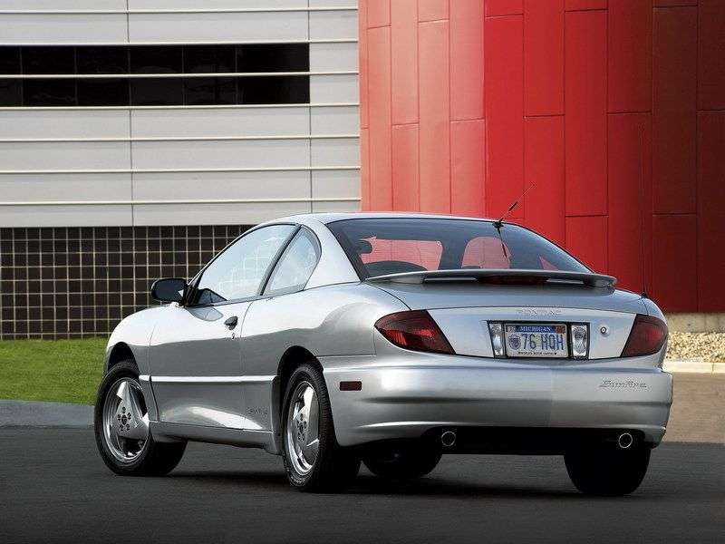 Pontiac Sunfire 1st generation [2nd restyling] coupe 2.2 MT Ecotec (2003–2005)
