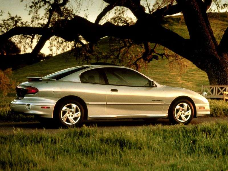 Pontiac Sunfire 1st generation [restyling] coupe 2.4 AT (2000–2002)