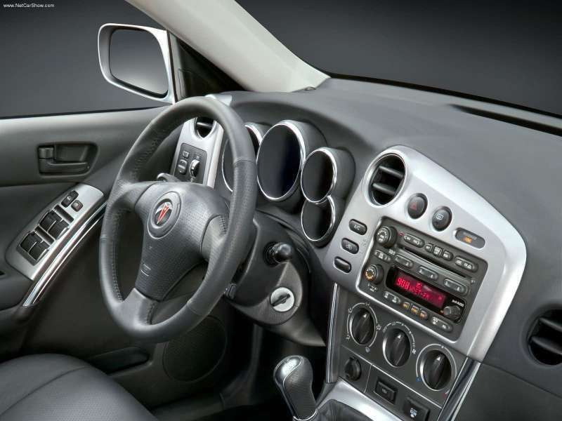 Pontiac Vibe 1. generacja [zmiana stylizacji] hatchback 1.8 MT (2004 2008)