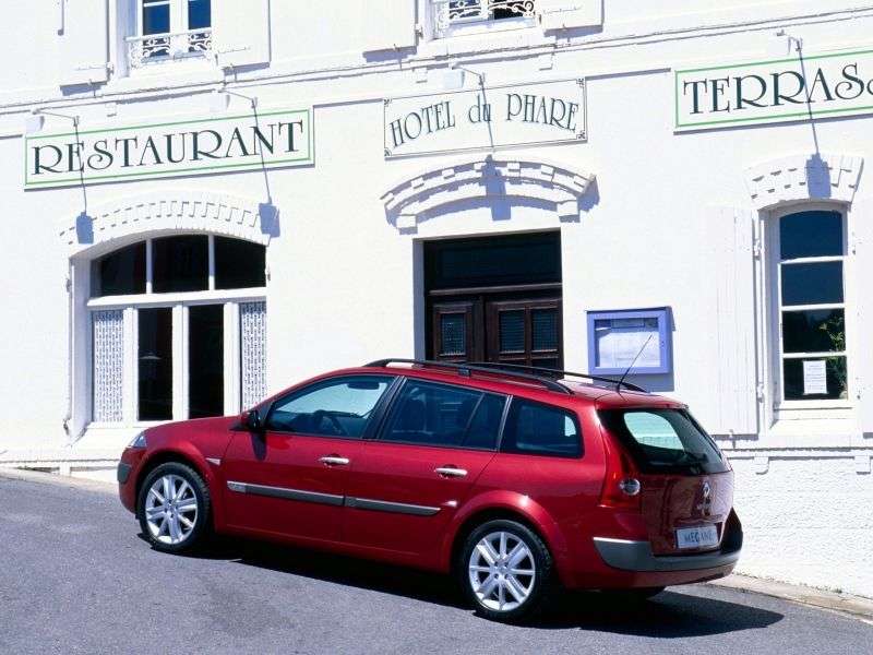 Renault Megane 2.generacja Estate 2.0 MT (2002 2006)