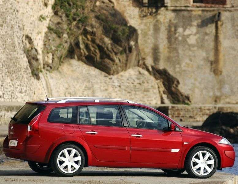 Renault Megane 2nd generation [restyling] wagon 1.9 dCi MT (2006–2008)