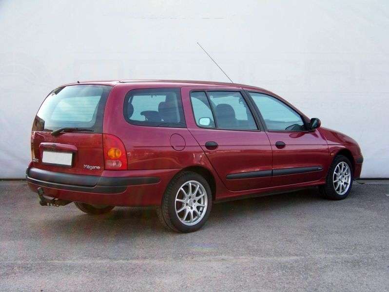 Renault Megane pierwszej generacji [zmiana stylizacji] kombi 1.4 MT (1999 2003)
