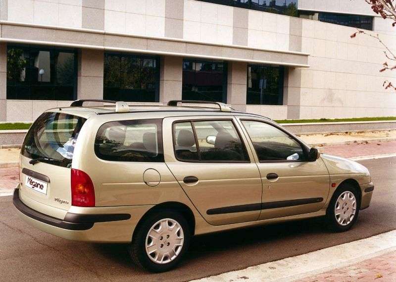 Renault Megane 1st generation [restyled] wagon 1.9 dCi AT (1999–2003)