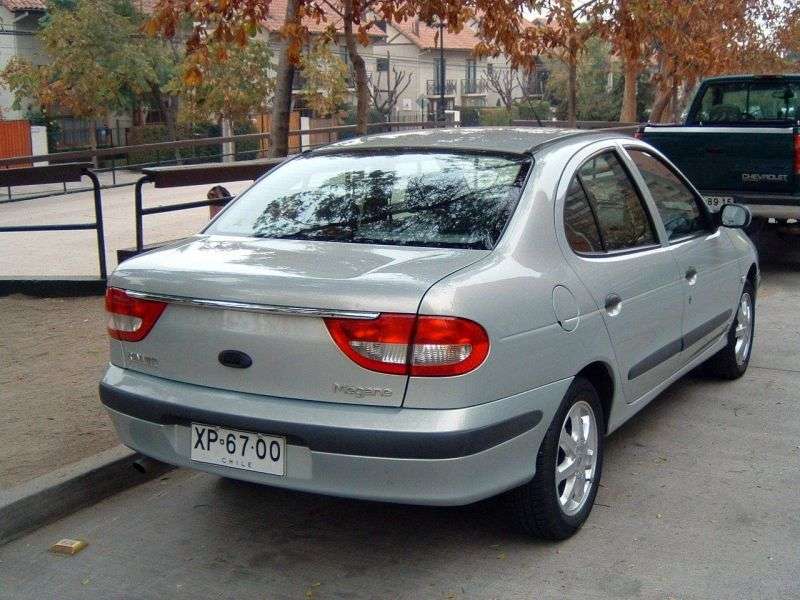 Renault Megane 1st generation [restyling] Classic Sedan 1.4 MT (1999–2003)