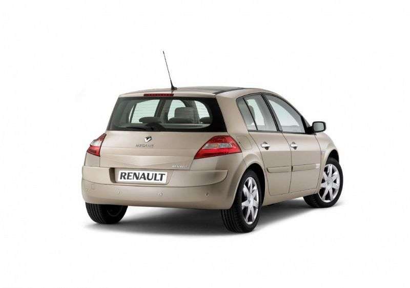 5 drzwiowy hatchback Renault Megane drugiej generacji [zmiana stylizacji]. 1,6 MT (2006 2008)